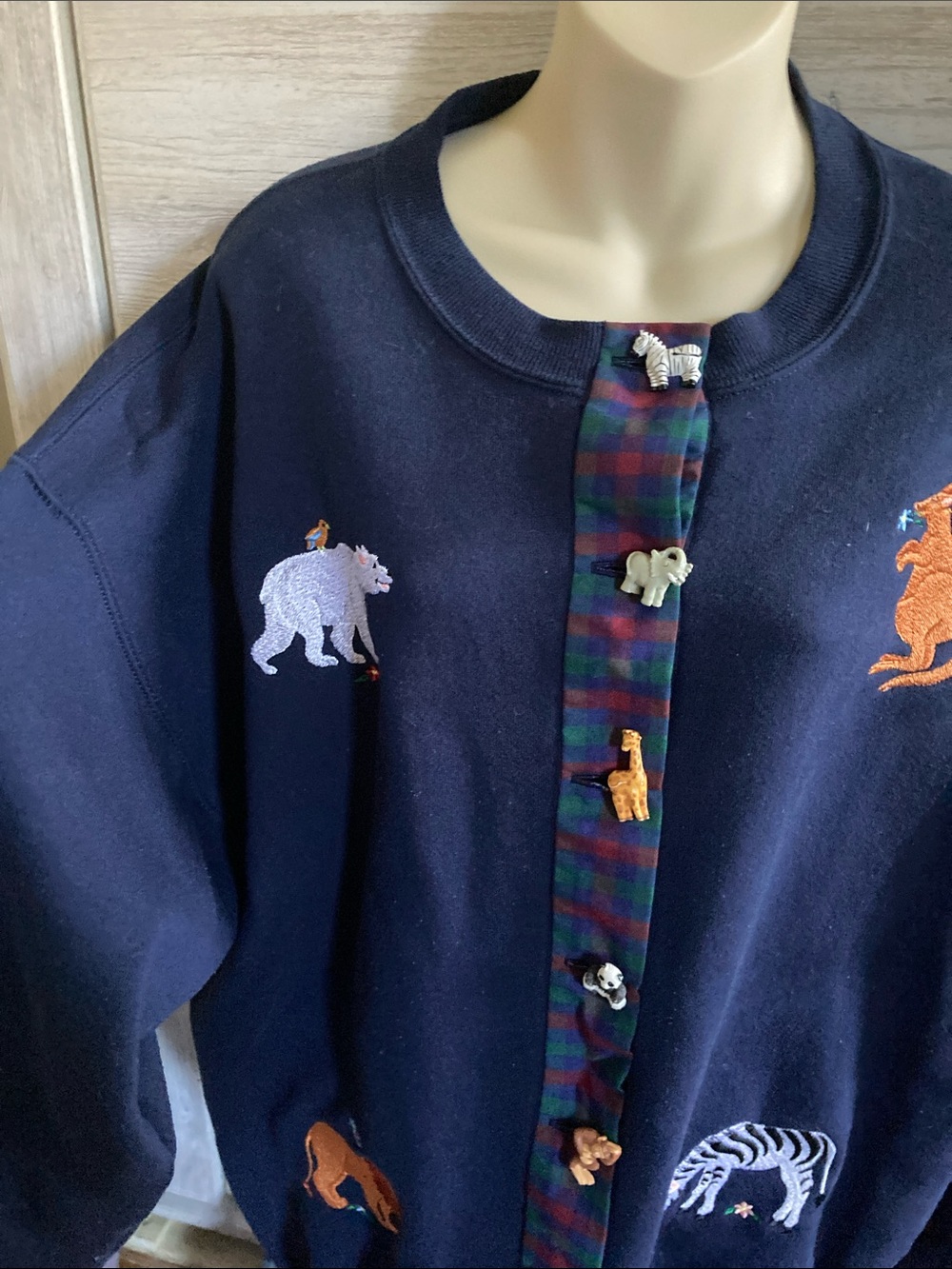 VTG Jerzees Super Sweats Y2K Navy Blue Embroidered Sweatshirt Animal Buttons XL - Picture 2 of 10